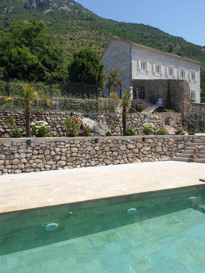 Casa Vita Nova Perast Eksteriør billede