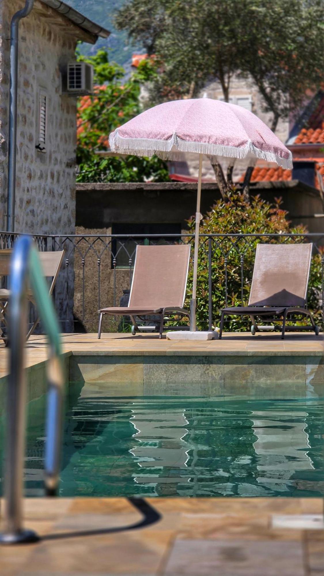 Casa Vita Nova Perast Eksteriør billede